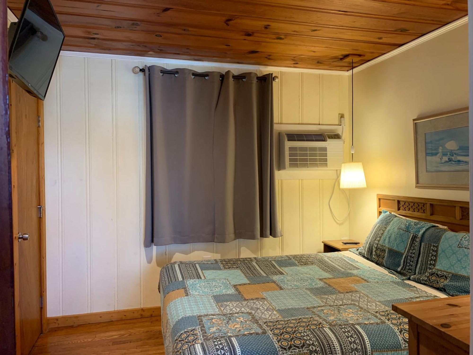 Cape Pines Motel Buxton Esterno foto